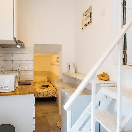 Cozy Flat Downtown Intendente And Graca 리스본