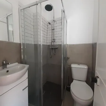 Cozy Flat Downtown Intendente And Graca 리스본