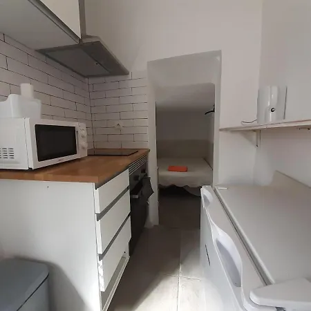 Cozy Flat Downtown Intendente And Graca 리스본