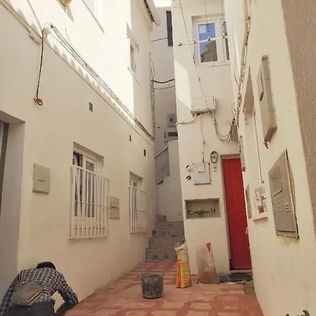 Cozy Flat Downtown Intendente And Graca 리스본
