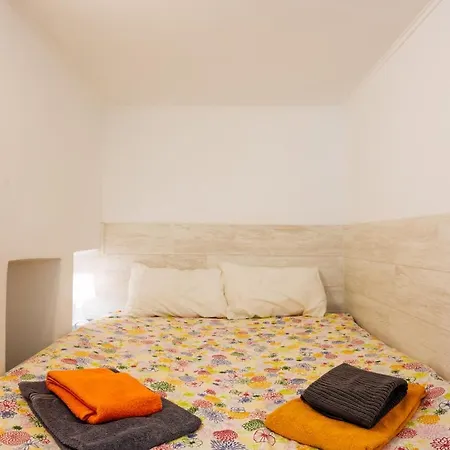 Cozy Flat Downtown Intendente And Graca 리스본